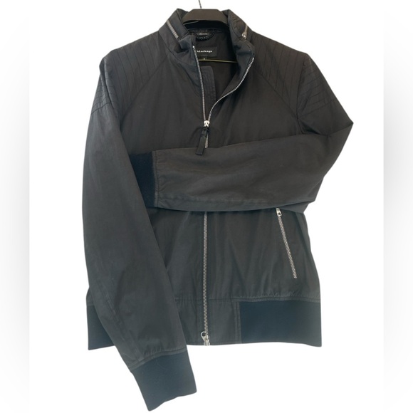 Mackage M women’s vintage vibe y2K bomber size 38 (M) good condition women’s. - Picture 2 of 15